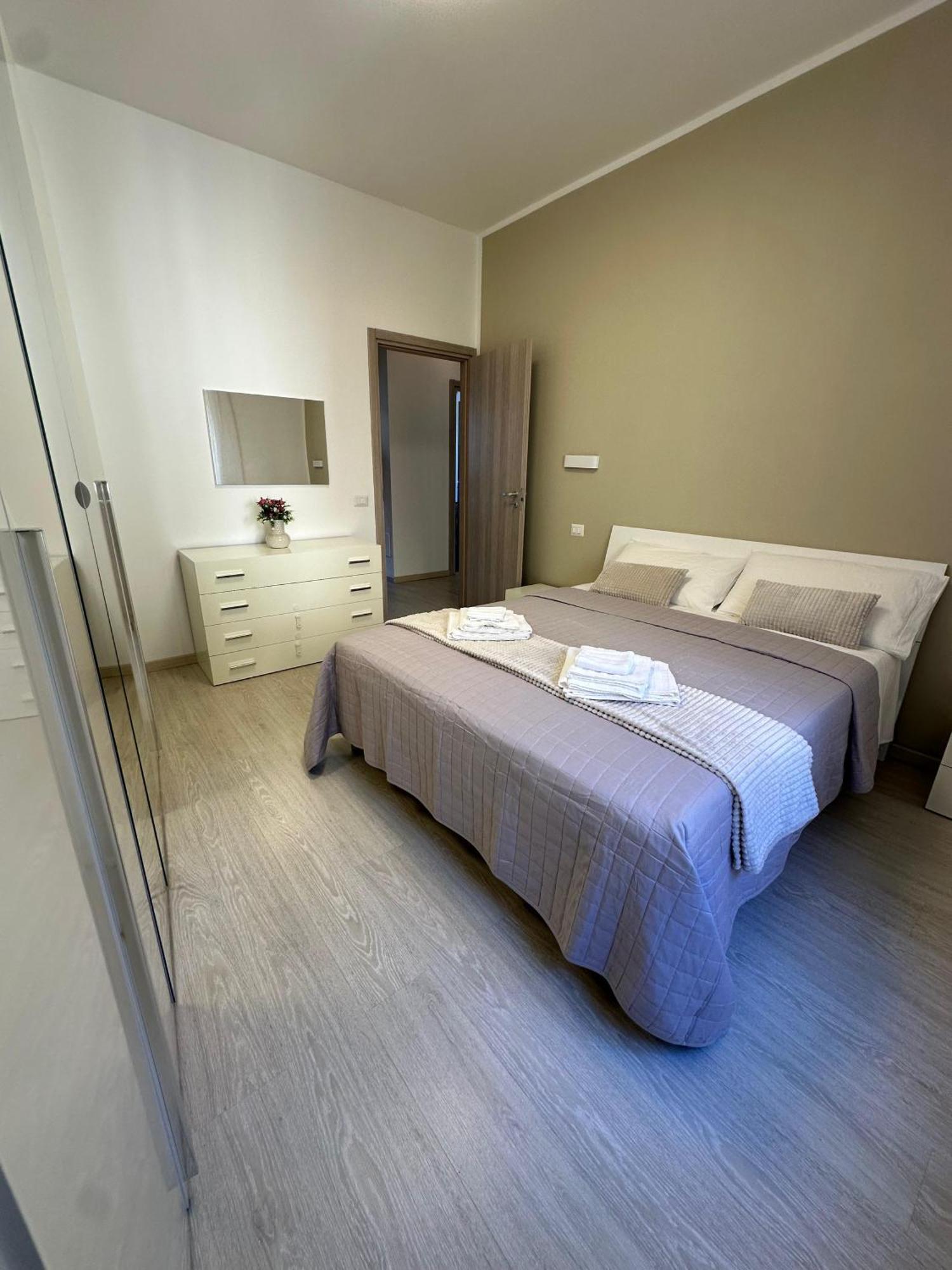Apartment Jessy Baveno Exterior photo